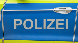 Die Polizei sucht Zeugen.