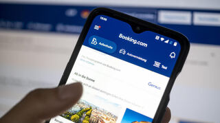 Gegen das Online-Buchungsportal Booking.com gibt es eine Klagewelle in Europa.