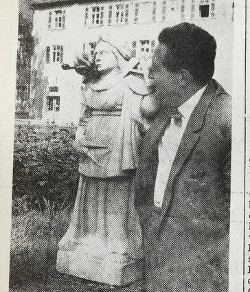 Blick in die FN vom 21. Mai 1959. Hier sieht man eine der verschwundenen venezianischen Figuren.