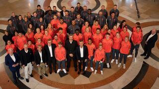 Bayerns Ministerpräsident Markus Söder empfängt die Bayern-Meisterteams der Frauen und Männer.