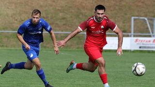 Der SV Wachbach (hier in Blau im Heimspiel gegen Union Heilbronn) hat mittlerweile die ersten Zähler auf seinem Konto. Für die SGM Markelsheim/Elpersheim und die SGM Mulfingen/Hollenbach II gilt das noch nicht. Aber das wollen beide am Sonntag ändern.