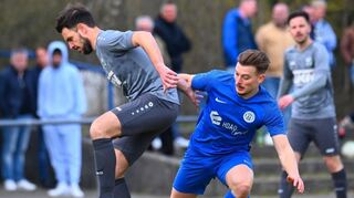 Die Top-Begegnung des Spieltages bestreiten bereits am Freitag der SV Osterburken und die SpG Schloßau/Donebach. Unser Bild zeigt eine Szene aus dem direkten Duell in der Vorsaison.