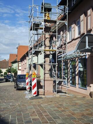 Mitte Juni starteten die Restaurierungsarbeiten am Marienbildstock in der Hauptstraße.