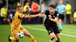 Die Zuschauer in Turin sahen ein von engen Duellen geprägtes Spiel.