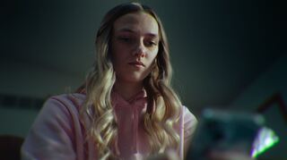 Das Stalking gegen Lauryn nimmt ungeheuerliche Ausmaße an.