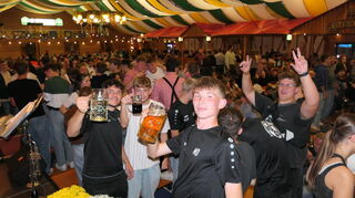 Fete in der Festhalle: Die Wertheimer Michaelismesse ist ein Zuschussgeschäft.