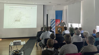Thomas Roth von der Technischen Hochschule Darmstadt zeigte in seinem Vortrag die Konfliktregionen des Bauernkriegs.