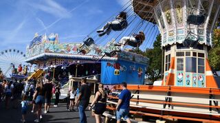 Der Vergnügungspark ist auf der Königshöfer Messe ein großer Anziehungspunkt.