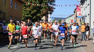 Der Messelauf des ETSV Lauda im Rahmen der Königshöfer Messe zog wieder zahlreiche Hobbysportler aus der Region auf die Laufstrecken.