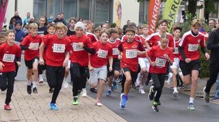 Für eine faustdicke Überraschung sorgte im Lauf der Jugend/Schüler Milena Wachter (265), denn sie ließ als Gesamtsiegerin die ganze männliche Meute hinter sich.