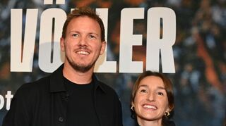 Nagelsmann mit seiner Partnerin Lena Wurzenberger.
