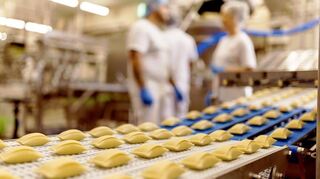 Mittlerweile fertigt Bürger mit 1200 Mitarbeitern täglich fast drei Millionen Maultaschen.