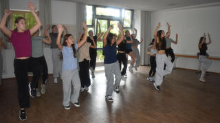 Für das Musical „Das Dschungelbuch“, das Schülerinnen und Schüler der Bestenheider Comenius Realschule im November aufführen werden, laufen die Proben auf Hochtouren.