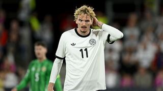 Nick Woltemade stößt mit Verspätung zum Nationalteam. (Archivfoto)
