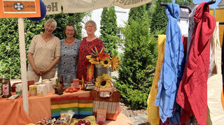 Der Weltladen Bad Mergentheim setzt sich seit 30 Jahren ehrenamtlich für den fairen Handel ein und ermöglicht so Produzenten in Ländern des Südens ein würdiges Leben.