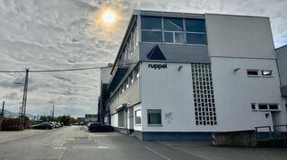 Bild mit Symbolcharakter: Diesmal scheinen die Wolken über der Firma Ruppel die Oberhand über die Sonne zu behalten.
