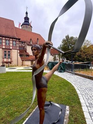 Die vier Skulpturen bilden jede für sich einen besonderen Blickfang.