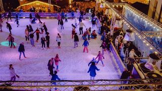 Der Bad Mergentheimer Winterzauber – auch in diesem Jahr das größte Echt-Eisbahn-Vergnügen in der Region.