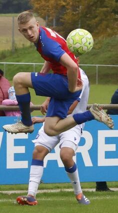 Niklas Breuninger (FSV) in Aktion.