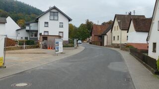 Beim Mobilen Rathaus in Boxtal wurde für die Ortsdurchfahrt erneut Tempo-30 gefordert, mindestens in der Bauzeit des Dorfladens von der Baustelle bis zu den Bushaltestellen.