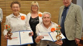 Ausgezeichnete Jubilarinnen (von links): Anna Fünkner, Marlene Bundschuh, Inge Zipf, Wolfgang Runge.