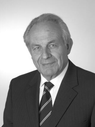 Günter Heilig gründete 1957 mit Anton Scheuermann das Unternehmen „Scheuermann + Heilig“. Er starb im Alter von 91 Jahren.