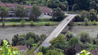 Die Brücke vom Kaffelstein aus gesehen.