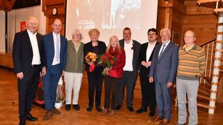 Das vielfältige Wirken von Ruth Römig wurde von Wegbegleitern gewürdigt. Für ihr Engagement wurde sie von der SPD mit der Willy-Brandt-Medaille ausgezeichnet.