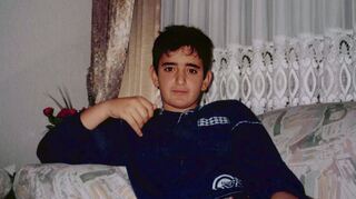 Die Doku zeigt auch Bilder aus der Kindheit und Jugend von Akyut Anhan alias Haftbefehl.