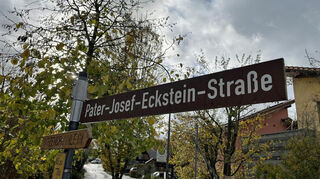 Unter anderem kam es am Sonntag in der Pater-Josef-Eckstein-Straße zu zwei Einbrüchen.