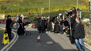 Die „Säuboochklopfer Öwerlauda“ sorgten wie auch die Heckfelder Musikanten bei „Beckstein brennt“ für gute Unterhaltung.