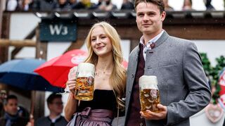 Jonas Urbig ist gut beim FC Bayern angekommen. (Archivfoto)