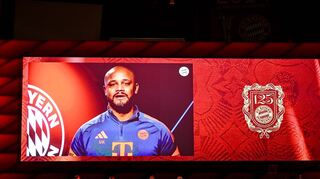 Vincent Kompany meldete sich mitten in der PSG-Vorbereitung mit einer Video-Botschaft bei den Mitgliedern.