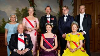 Auf dem Familienfoto zum 18. Geburtstag von Ingrid Alexandra aus dem Jahr 2022 ist hinten rechts auch Marius Borg Høiby zu sehen. (Archivbild)