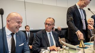 Bei der Sitzung der Unionsfraktion im Bundestag geht es auch um die Irritationen, die Außenminister Johann Wadephul (CDU) mit Äußerungen in Damaskus über die Rückkehr von Syrern in ihre Heimat ausgelöst hatte.