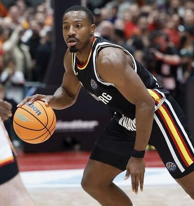 Johnathan Stove von den Fitness First Würzburg Baskets.