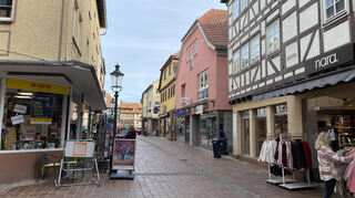 Der Einzelhandel in der Buchener Innenstadt ist vor allem in der Innenstadt sowie im IGO und dem Schifferdecker-Areal beheimatet.