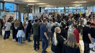 Ein „Markt der Möglichkeiten“ fand im Schulzentrum am Wört statt.