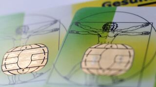 Anfang 2025 hatte es eine Welle kräftiger Erhöhungen bei den Krankenkassenbeiträgen gegeben. (Archivbild)