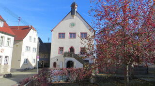 Das Auber Rathaus - hier residiert auch in der kommenden Legislaturperiode ein hauptamtlicher Bürgermeister