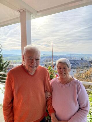 Hans Kilgus leidet an Parkinson. Seine Frau Hedwig kümmert sich zuhause um ihn.