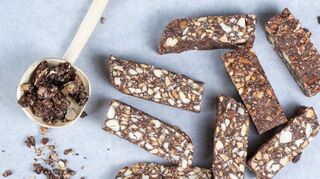 Auch Produkte, die gesund erscheinen, können zu viel Zucker in sich tragen. (Symbolbild)