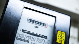 Der Mannheimer Energiekonzern MVV senkt zum Jahreswechsel die Strompreise.