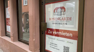 Leere Geschäfte, wie hier in der Maingasse, nehmen in der Wertheimer Altstadt überhand. Mit einem Aktionstag will die Stadt gegensteuern.