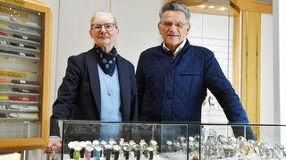 Angelika und Günter Nawothnig in ihrem Juwelier-Geschäft.