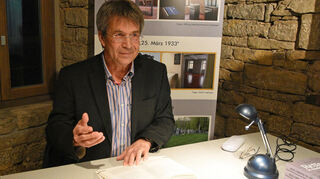 Der Autor Frank Littek stellte im jüdischen Museum in Creglingen sein Buch „Retter in dunkler Zeit - Die umfassende Übersicht über deutsche Gerechte unter den Völkern“ vor.