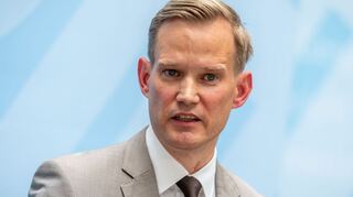 Hendrik Streeck stellt klar: Ihm geht es in der Debatte nicht ums Sparen. (Archivbild)