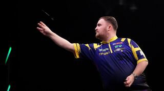Titelgewinn und Platz eins: Darts-Wunderkind Luke Littler.