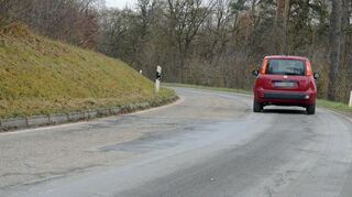 Die K 3900 zwischen Eberstadt und Seckach ist schon seit Jahren stellenweise stark sanierungsbedürftig.