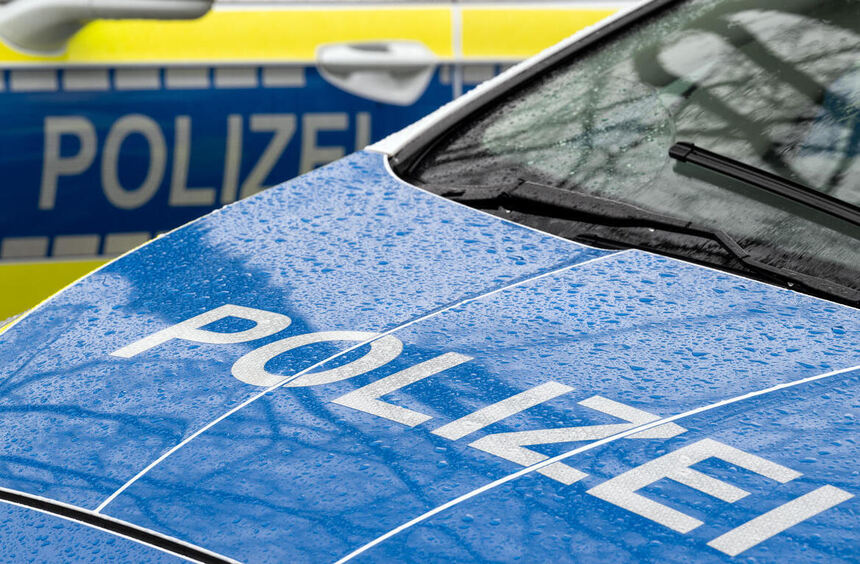 Oberschefflenz: Car Driver Slightly Injured in Rollover